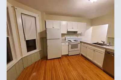 47 Railroad Ave #1L, Beverly, MA 01915 - Photo 2