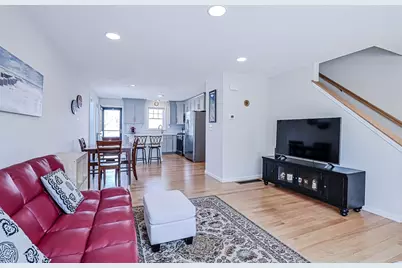 2 Walter G Wiede St #1, Chelmsford, MA 01863 - Photo 6
