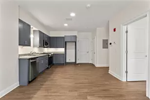 10 Franklin Ave, Revere, MA 02151 - Photo 4