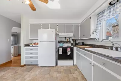 46 Dias Terrace, Somerset, MA 02726 - Photo 6