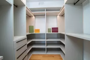 726 E 8th St, Boston, MA 02127 - Photo 14