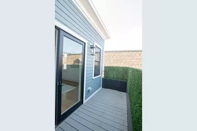 726 East 8th Street #3PH, Boston, MA 02127 - Photo 26