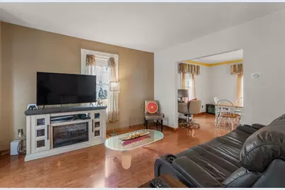 17 Tyler St, Malden, MA 02148 - Photo 16