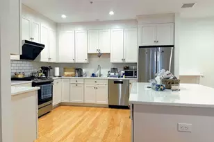 16 Taylor Dr, Reading, MA 01867 - Photo 2