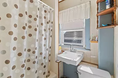 50 Highland St, Marlborough, MA 01752 - Photo 34