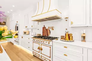 31 Boyles St, Beverly, MA 01915 - Photo 10