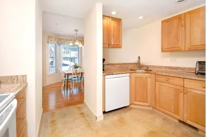 4 Autumn Drive #B, Hudson, MA 01749 - Photo 8