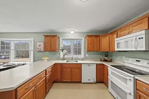 74 Pompositticut St, Stow, MA 01775 - Photo 8