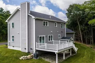 79 Park Dr, Acushnet, MA 02743 - Photo 4