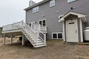 79 Park Dr, Acushnet, MA 02743 - Photo 4