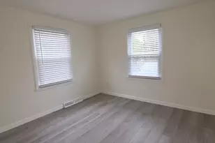 3 Maple Ave, Oxford, MA 01537 - Photo 6