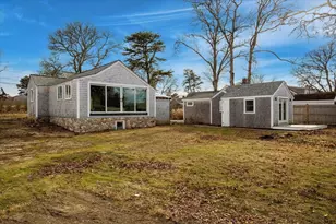 18 Cross St, Dennis, MA 02639 - Photo 12