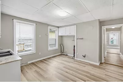14-14 1/2 Hacker St, Worcester, MA 01603 - Photo 6