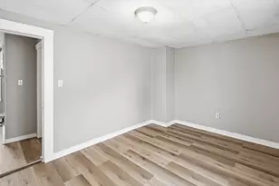 14-14 1/2 Hacker St, Worcester, MA 01603 - Photo 16