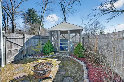 84 Algonquin St, Brockton, MA 02302 - Photo 24