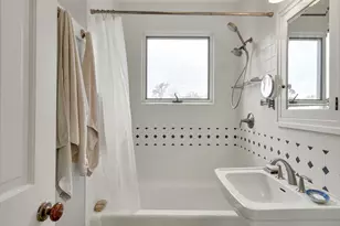 66 Reed St Ct, Cambridge, MA 02140 - Photo 22