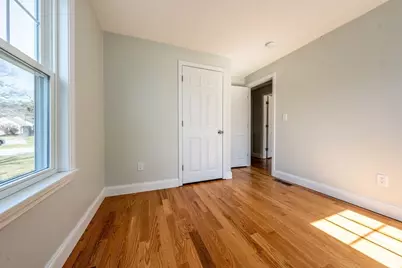 98 Wagon Ln, Barnstable, MA 02601 - Photo 10