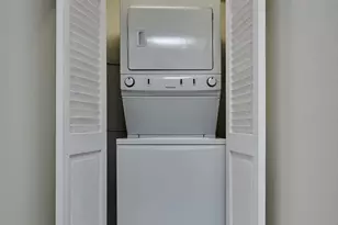 26 Crescent St, Northampton, MA 01060 - Photo 20