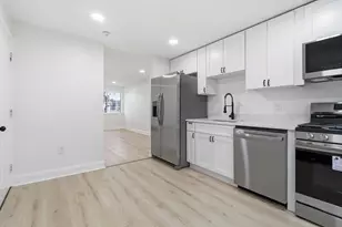 1 19th St, Lowell, MA 01850 - Photo 6