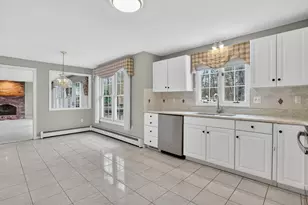 10 Marla Cir, Westfield, MA 01085 - Photo 12