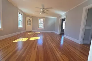 9 Kenilworth St, Andover, MA 01810 - Photo 6