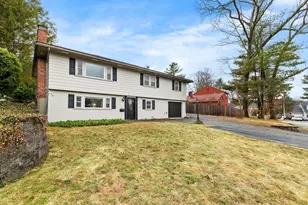 22 Indian Hill Rd, Wakefield, MA 01880 - Photo 2