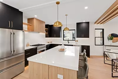 10 Bartlett St #1, Somerville, MA 02145 - Photo 8