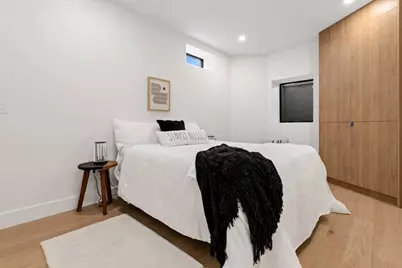 10 Bartlett St #1, Somerville, MA 02145 - Photo 18