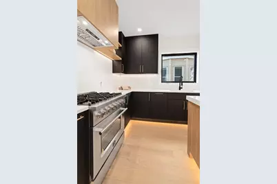 10 Bartlett St #1, Somerville, MA 02145 - Photo 12