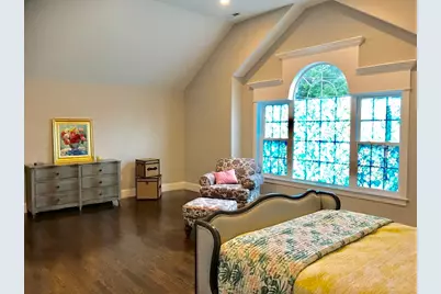 301 Linden St, Wellesley, MA 02481 - Photo 6