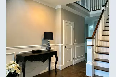 301 Linden St, Wellesley, MA 02481 - Photo 2