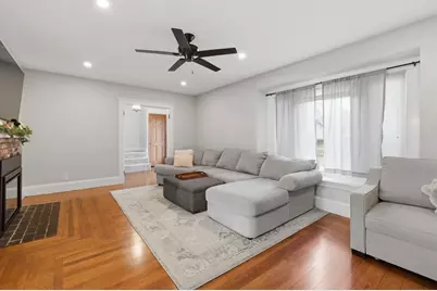 22 Brookhouse Dr, Marblehead, MA 01945 - Photo 6