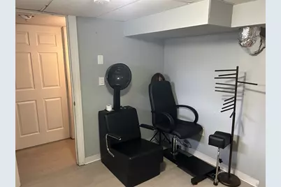 88 Pinehurst Ave, Brockton, MA 02302 - Photo 18