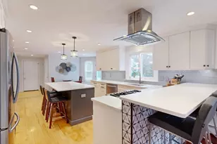 990 Forest St, North Andover, MA 01845 - Photo 16