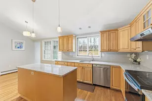 5 Hillcrest Rd, Bedford, MA 01730 - Photo 8
