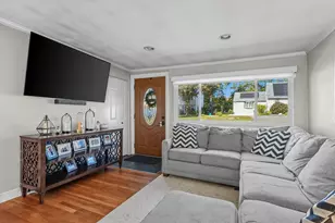 17 Oakvale Rd, Framingham, MA 01701 - Photo 6