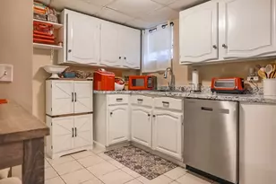 529 Stafford Rd, Fall River, MA 02721 - Photo 20