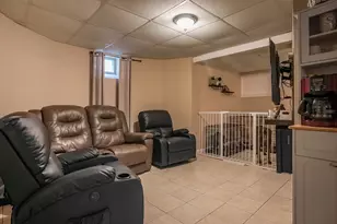 529 Stafford Rd, Fall River, MA 02721 - Photo 22