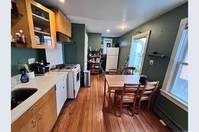 32 Fairmont Ave #2, Cambridge, MA 02139 - Photo 2
