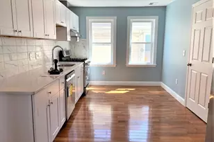 21 Oakland St, Cambridge, MA 02139 - Photo 2