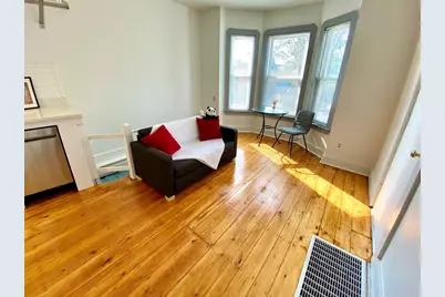 32 Fairmont Ave #1F, Cambridge, MA 02139 - Photo 2