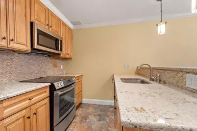 171 Swanton St #21, Winchester, MA 01890 - Photo 6