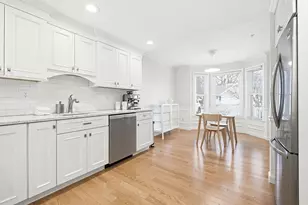 26 Westminster Dr, Marlborough, MA 01752 - Photo 10