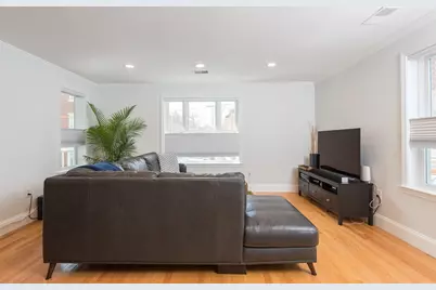 8 Brinton St #2, Boston, MA 02119 - Photo 6