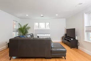 8 Brinton St, Boston, MA 02119 - Photo 6