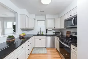 8 Brinton St, Boston, MA 02119 - Photo 12