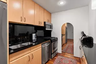 9 W Broadway, Boston, MA 02127 - Photo 8