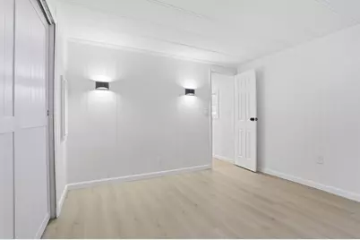 2 Ethel Ave, Marlborough, MA 01752 - Photo 14