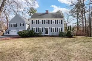 44 Surrey Dr, Mansfield, MA 02048 - Photo 1