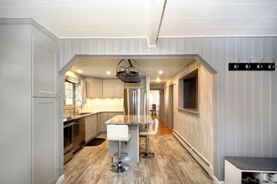 214 Mechanic St, Foxboro, MA 02035 - Photo 8